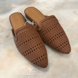Brown mules